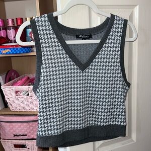 Mixed Threads Vest